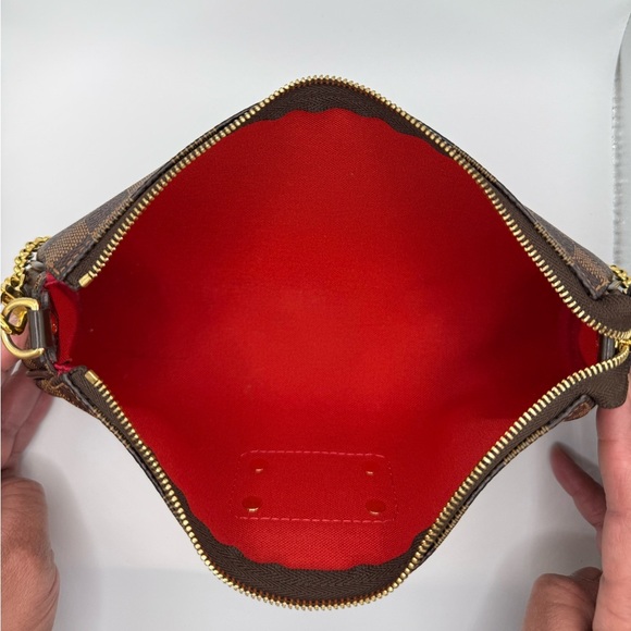 Louis Vuitton Eva Clutch in Damier Ebene - Picture 9 of 16